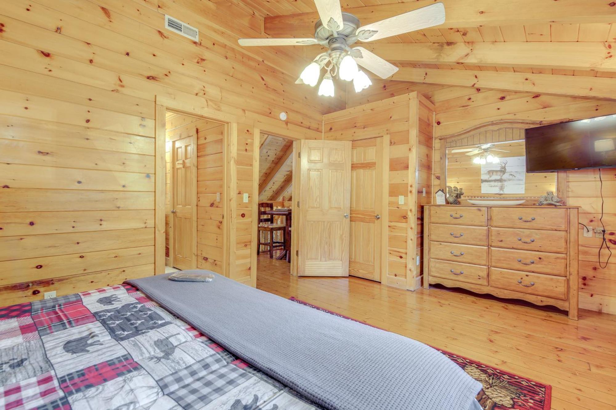 Sevierville Cabin With Deck Minutes To Pigeon Forge Zewnętrze zdjęcie