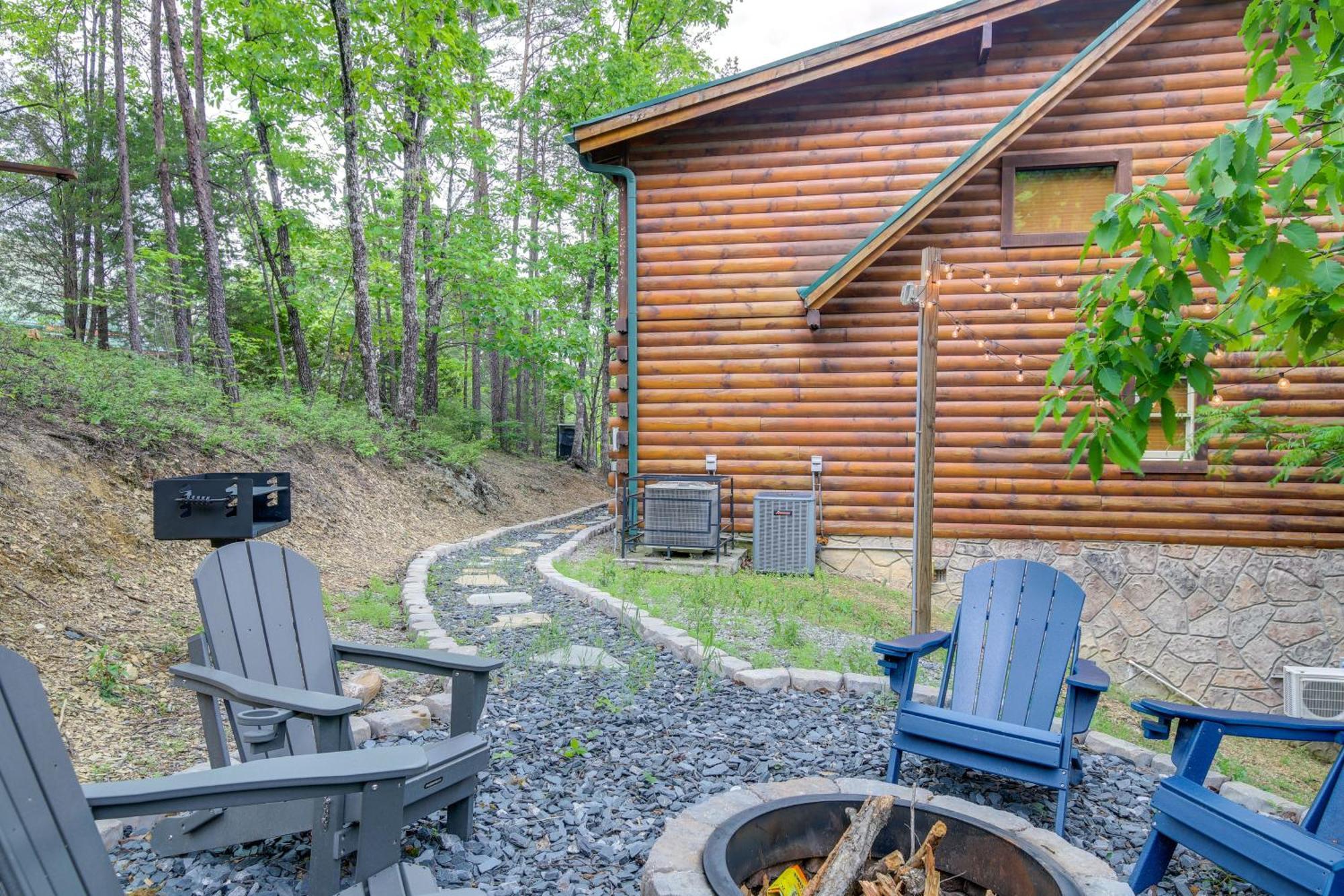 Sevierville Cabin With Deck Minutes To Pigeon Forge Zewnętrze zdjęcie